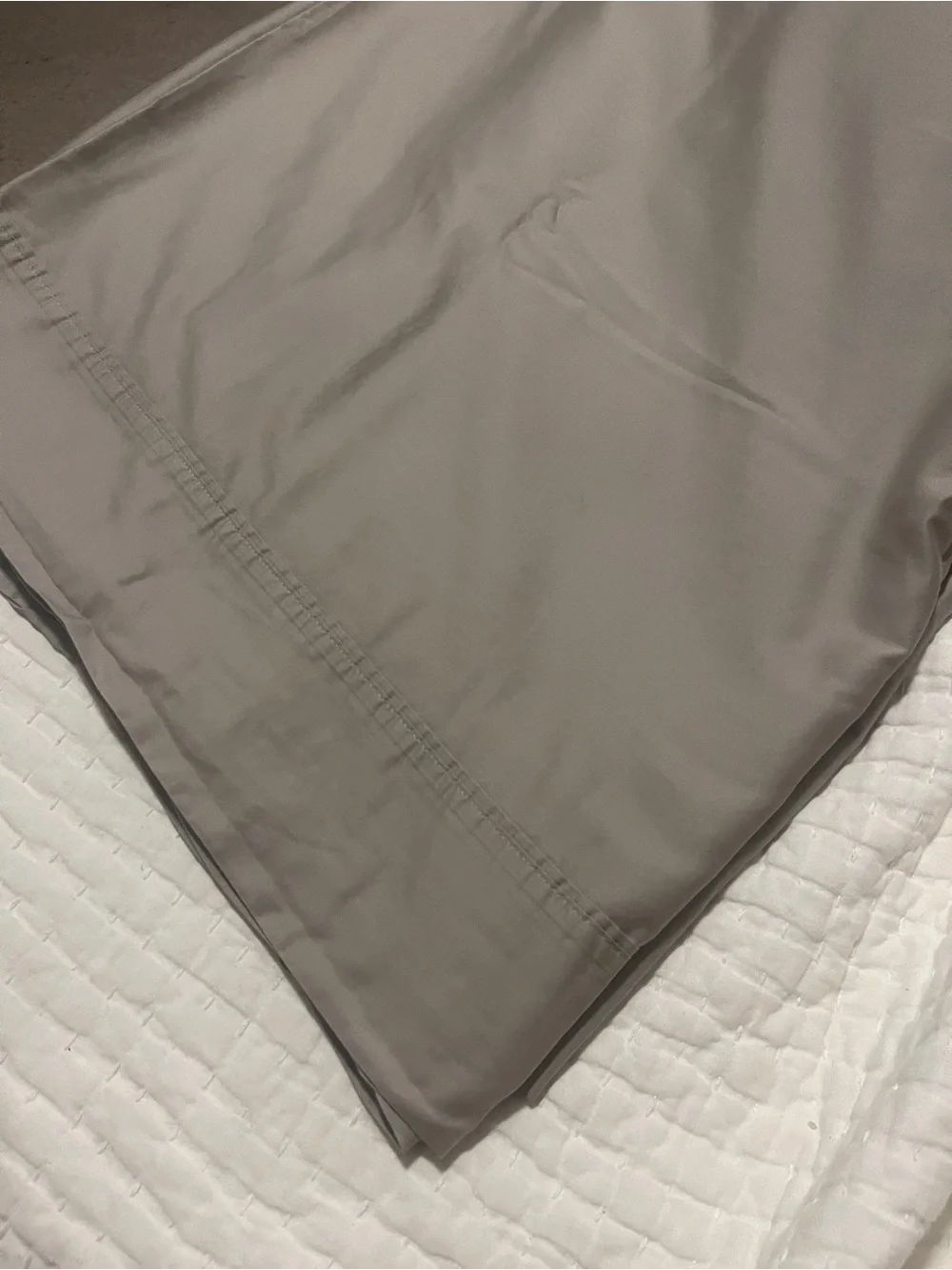 Ralph Lauren 100% Cotton “Dove Grey” Flat Sheet in Size: FULL DOUBLE.